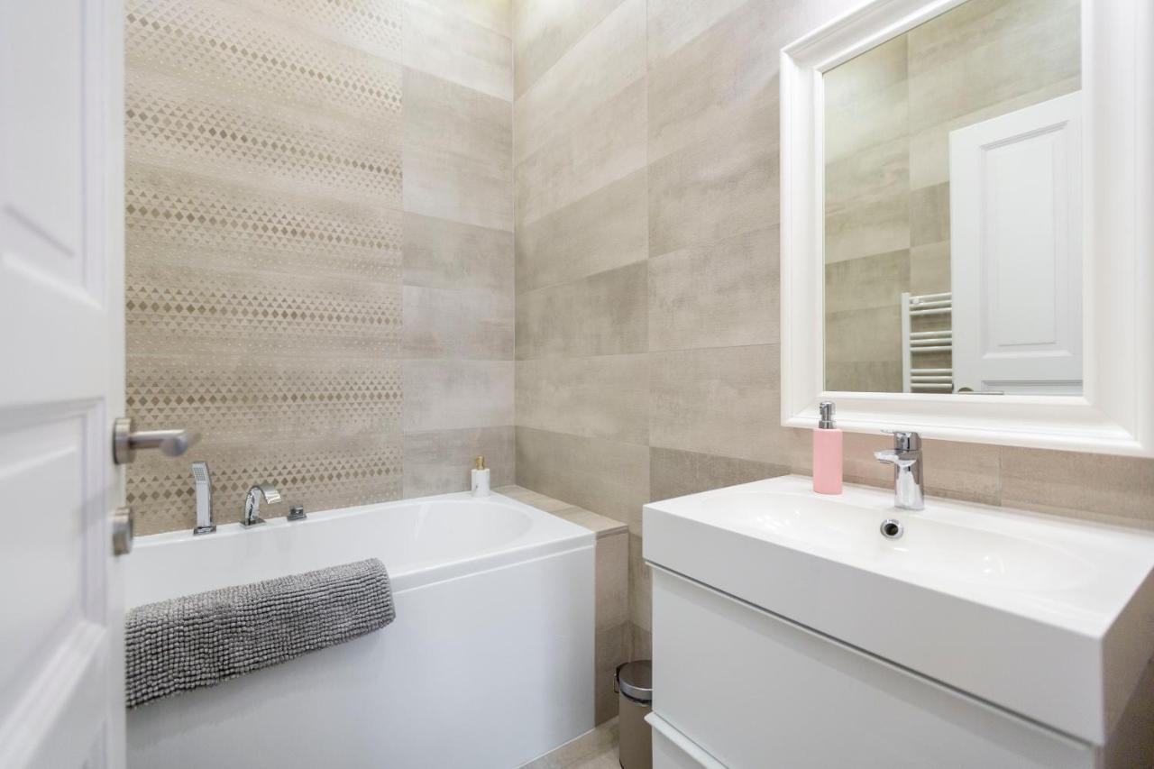 Luxury 3Bedrm 2Bathrm Apartment With Danube River View Budapeste Exterior foto